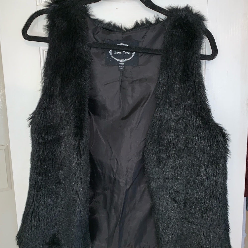 Cute and comfy fur vest